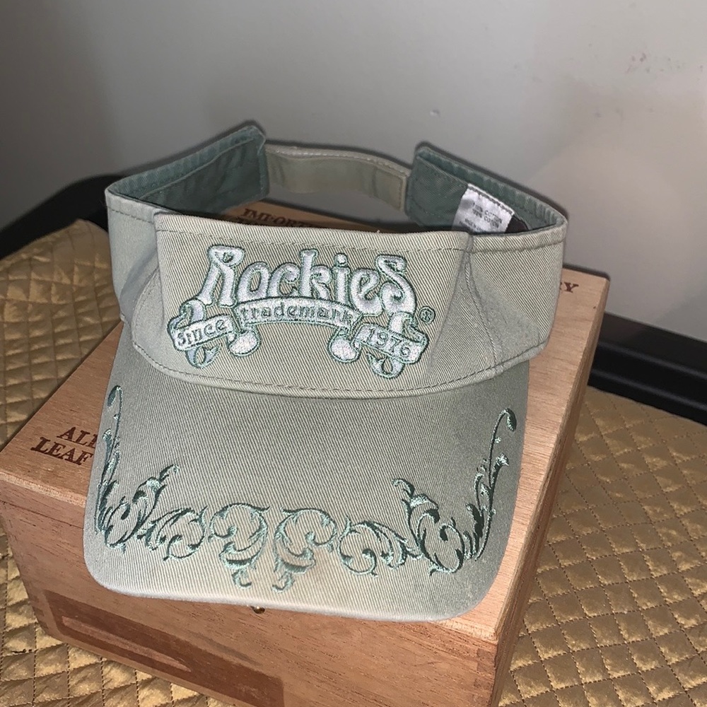 ⚠️ Flaws- Rockies Trademark 1976 Green And White Embroidered Adjustable Visor